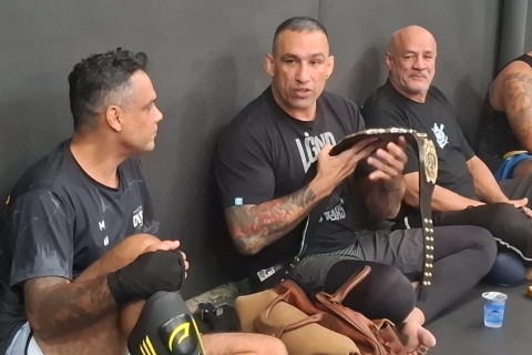 Peruíbe recebe o campeão mundial de MMA Fabrício Werdum no CT Digão Team